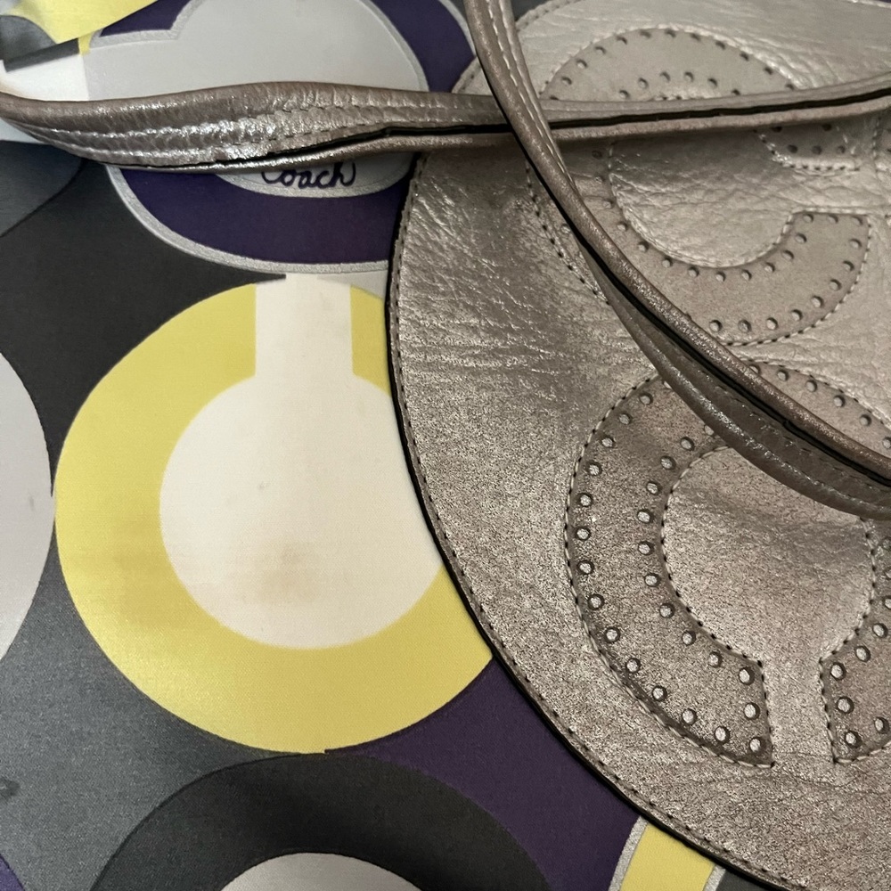 Coach Handbag - Picture 10 of 10